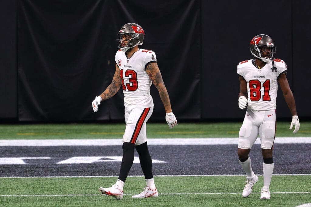 Super Bowl 2021 injury report: Patrick Mahomes’ toe, Antonio Brown’s knee and more