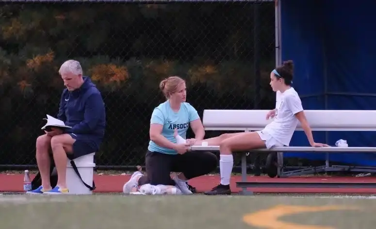 How Acton-Boxborough Coach Helps Players Recover from ACL Tears 4 How Acton-Boxborough coach Julie Hubbard is helping players recover from ACL tears